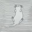画像3: 猫柄トートバッグ ショルダーバッグ キャンバス白地横縞 かわいいネコ1匹 (3)