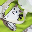 画像6: 猫柄トートバッグ ショルダーバッグ リネン地黄緑 かわいい親子猫 (6)