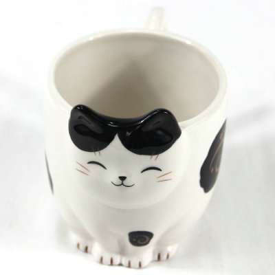 画像1: 猫マグカップ 猫びより ぶち 猫物語 陶器 猫柄 ネコ柄 ねこ柄 猫雑貨 ネコ雑貨 ねこ雑貨