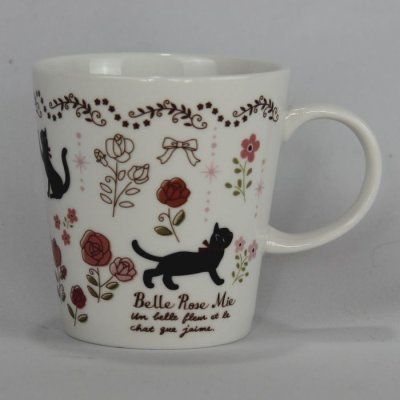 画像1: 猫マグカップ 黒猫ミィー ローズ 陶器 かわいい プレゼント ギフト 猫柄 ネコ柄 ねこ柄 猫雑貨 ネコ雑貨 ねこ雑貨