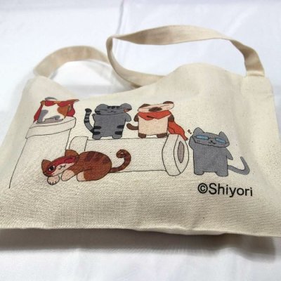 画像1: Shiyori 猫サコッシュ キャンバス かわいい猫集団ニャンッニャニャニャ ５匹の仲間たち